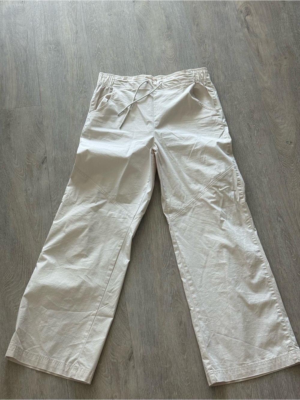 Nike beige windbreaker pants